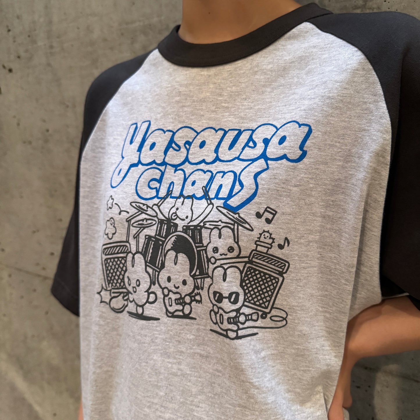 YASAUSACHANS Tシャツ