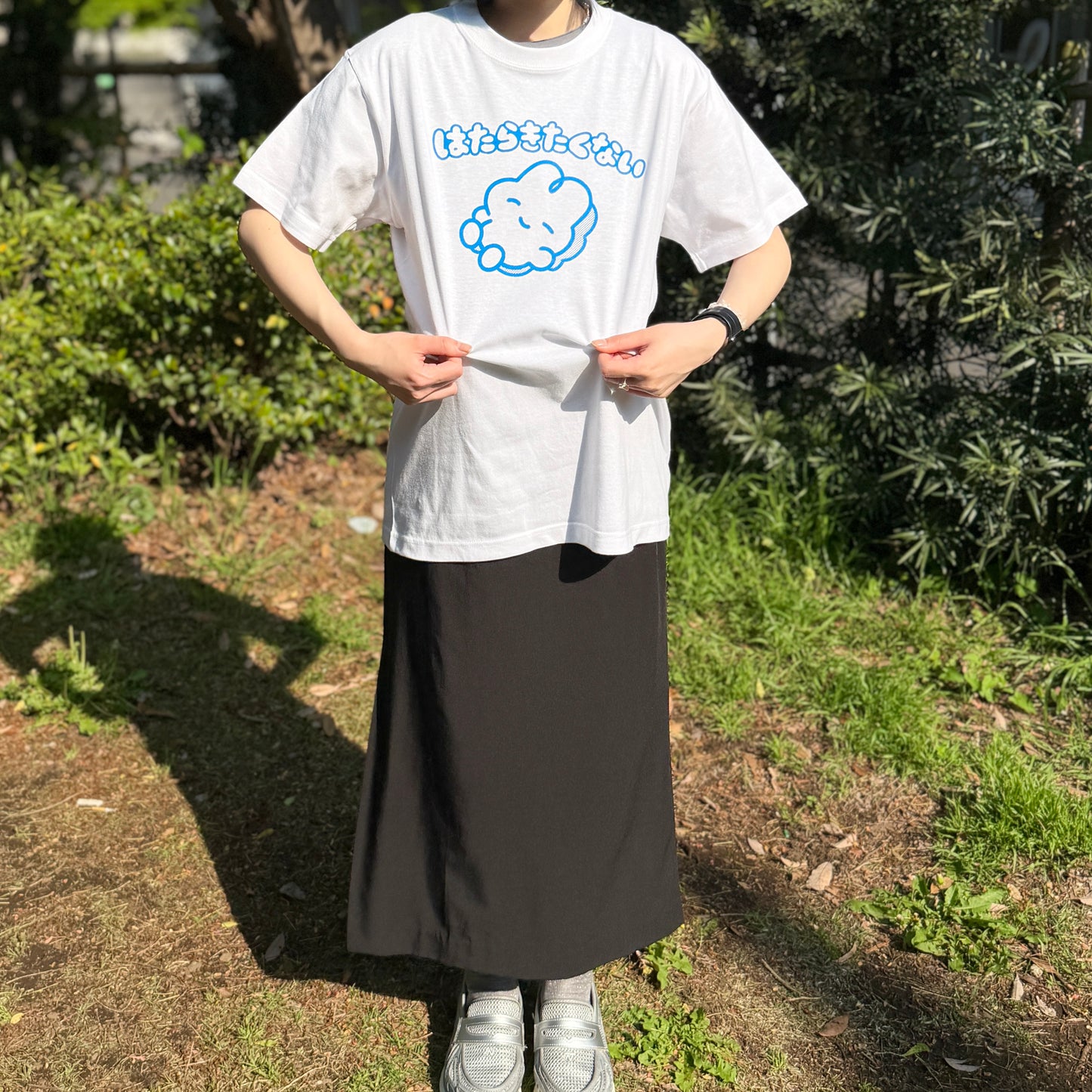 はたらきたくないTシャツ